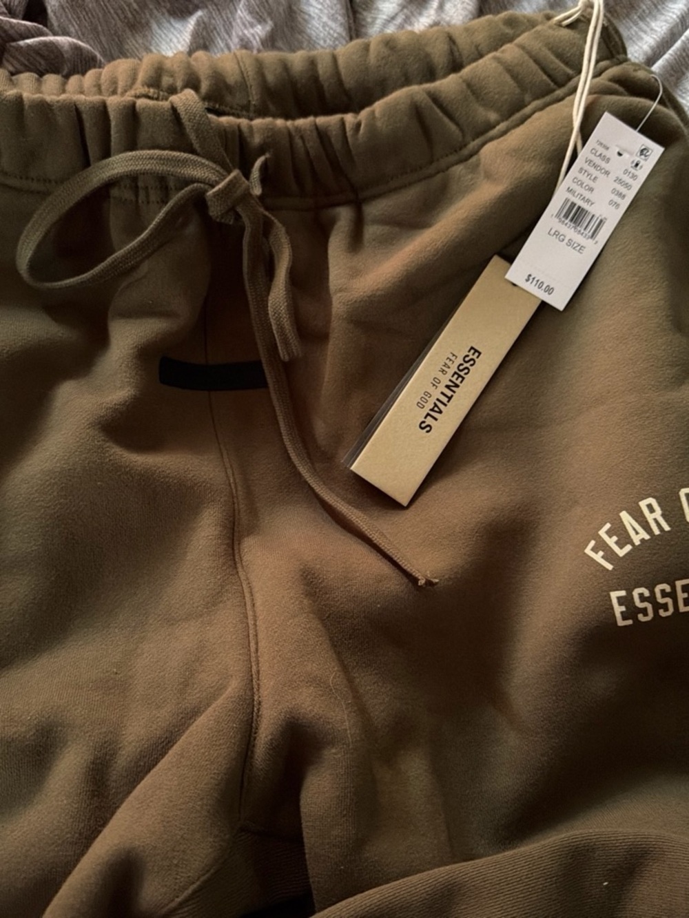 Men    Sweatpants - green